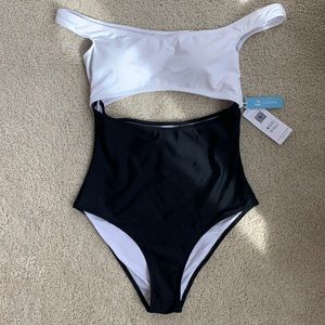 Women’s One-Piece Swimsuit